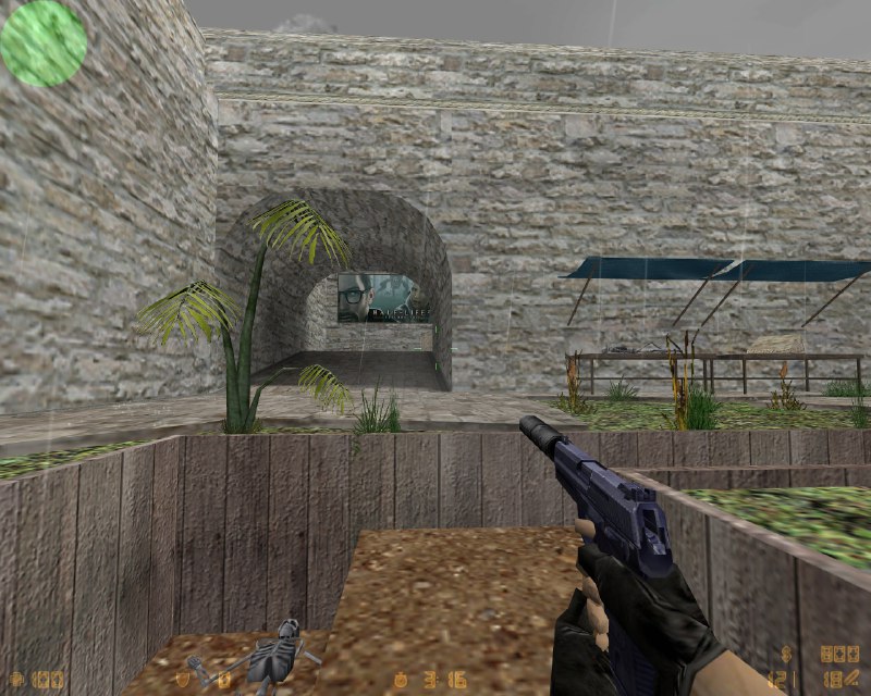 CS 1.6 与广告在 CS:GO 之前，CS 从来没有公开的官方服务器，全靠玩家自己开设服务器，以供没有服务器的玩家游玩